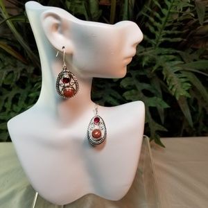 EXQUISITE EARRINGS NWOT